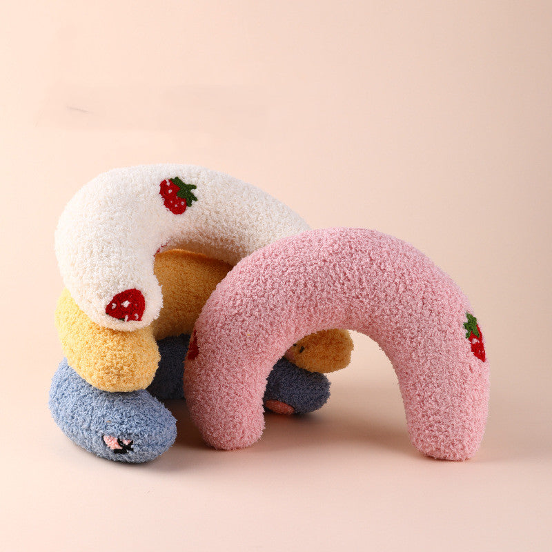 Strawberry-Patterned Cat Pillows, Designed Specifically for Cats!!!!!!!!!!!!!