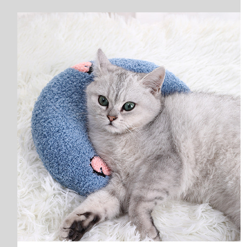 Strawberry-Patterned Cat Pillows, Designed Specifically for Cats!!!!!!!!!!!!!