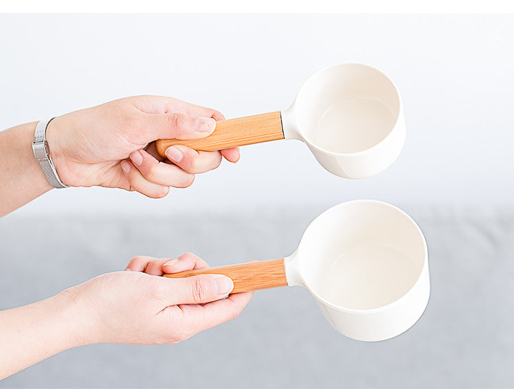 Hugh Bamboo Handle Cat Spoon